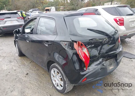 2013 Mazda Mazda2 Sport z USA, uszkodzony, nr VIN JM1DE1KY7D0153170